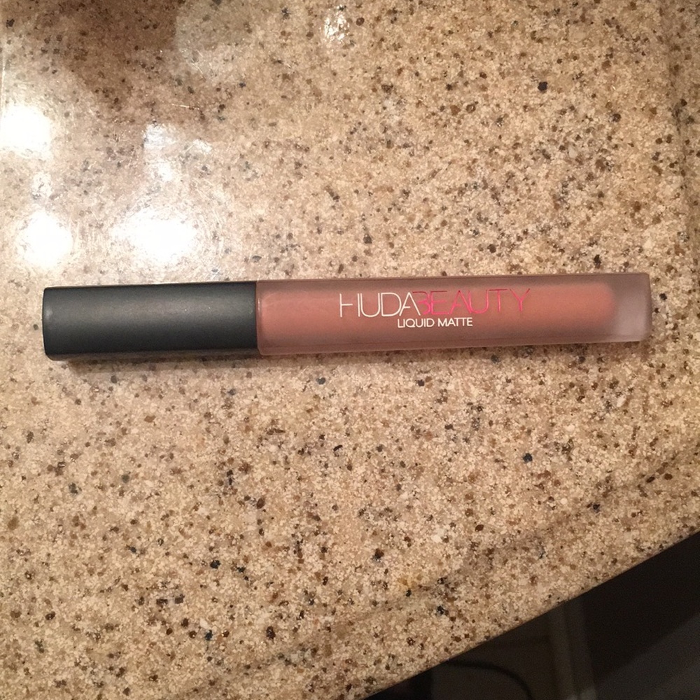 Matte Lipstick